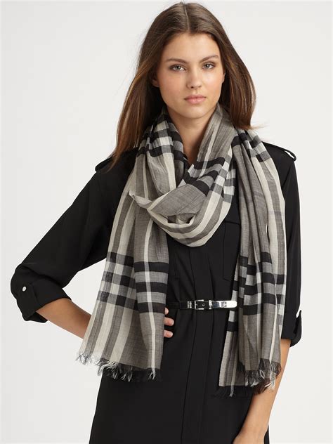 Burberry Scarf Womens 